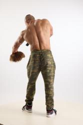 Duncan Gun Execution Pose